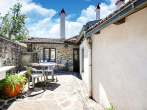 Belvilla by OYO Farmhouse with Private Terrace
